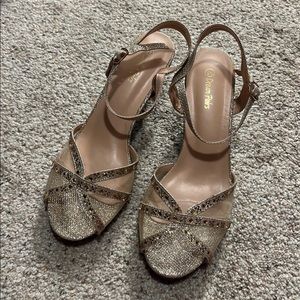 Gold Heels open toed size 9 1/2